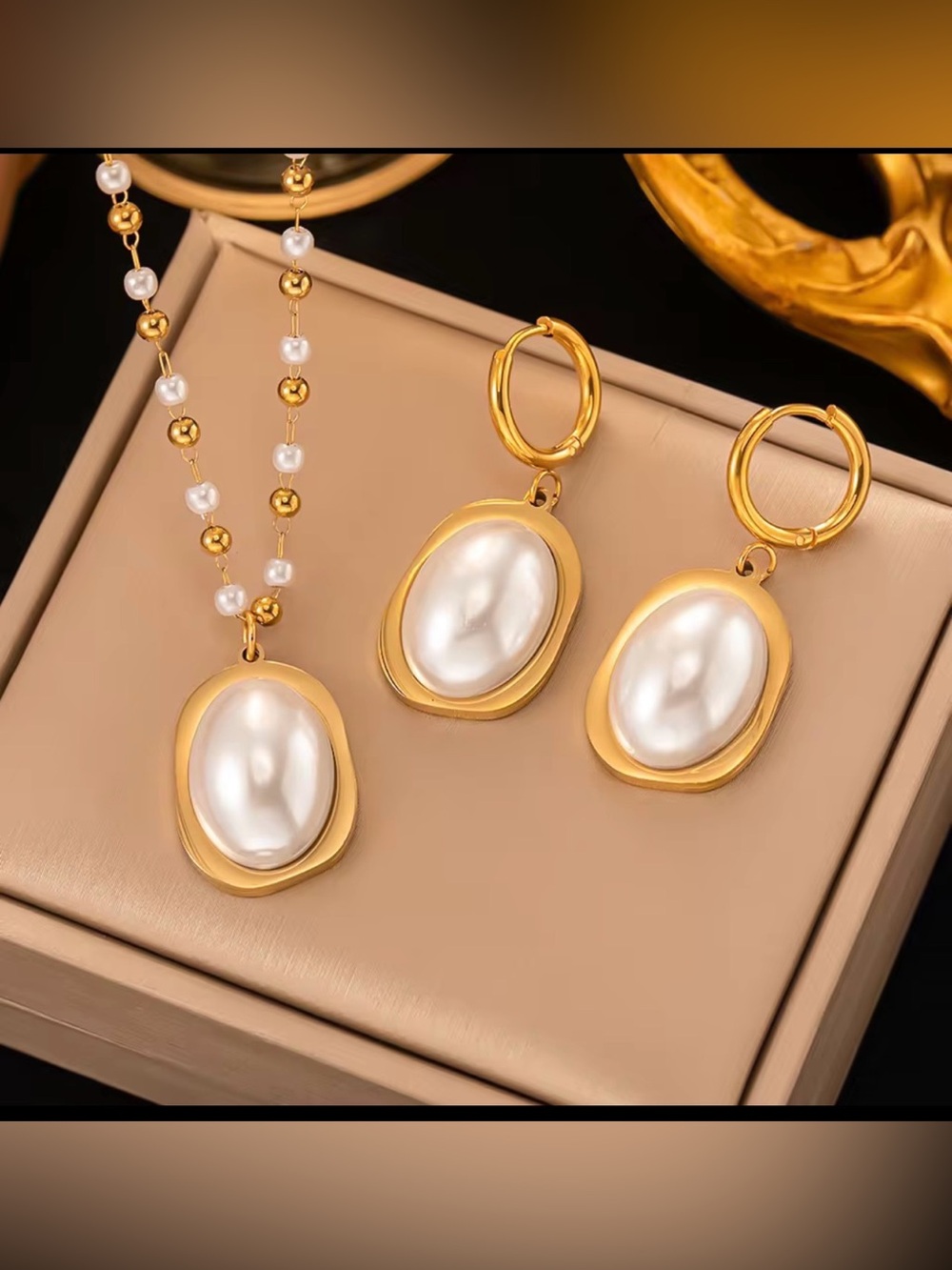 18k gold plated stainless steel necklace and earrings